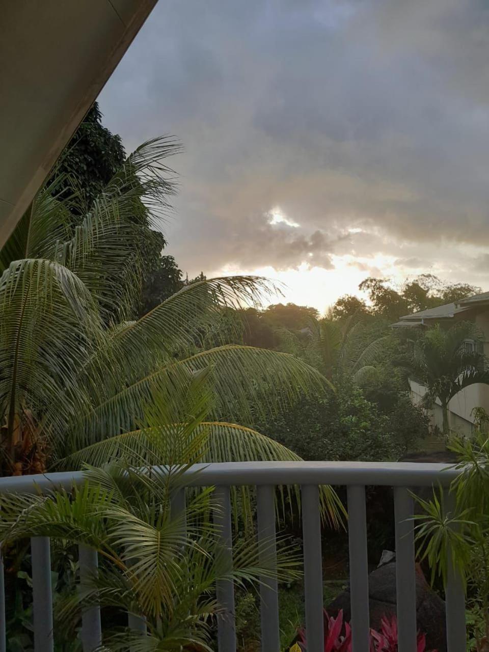 Milles Montagnes Residence Anse Royale Luaran gambar