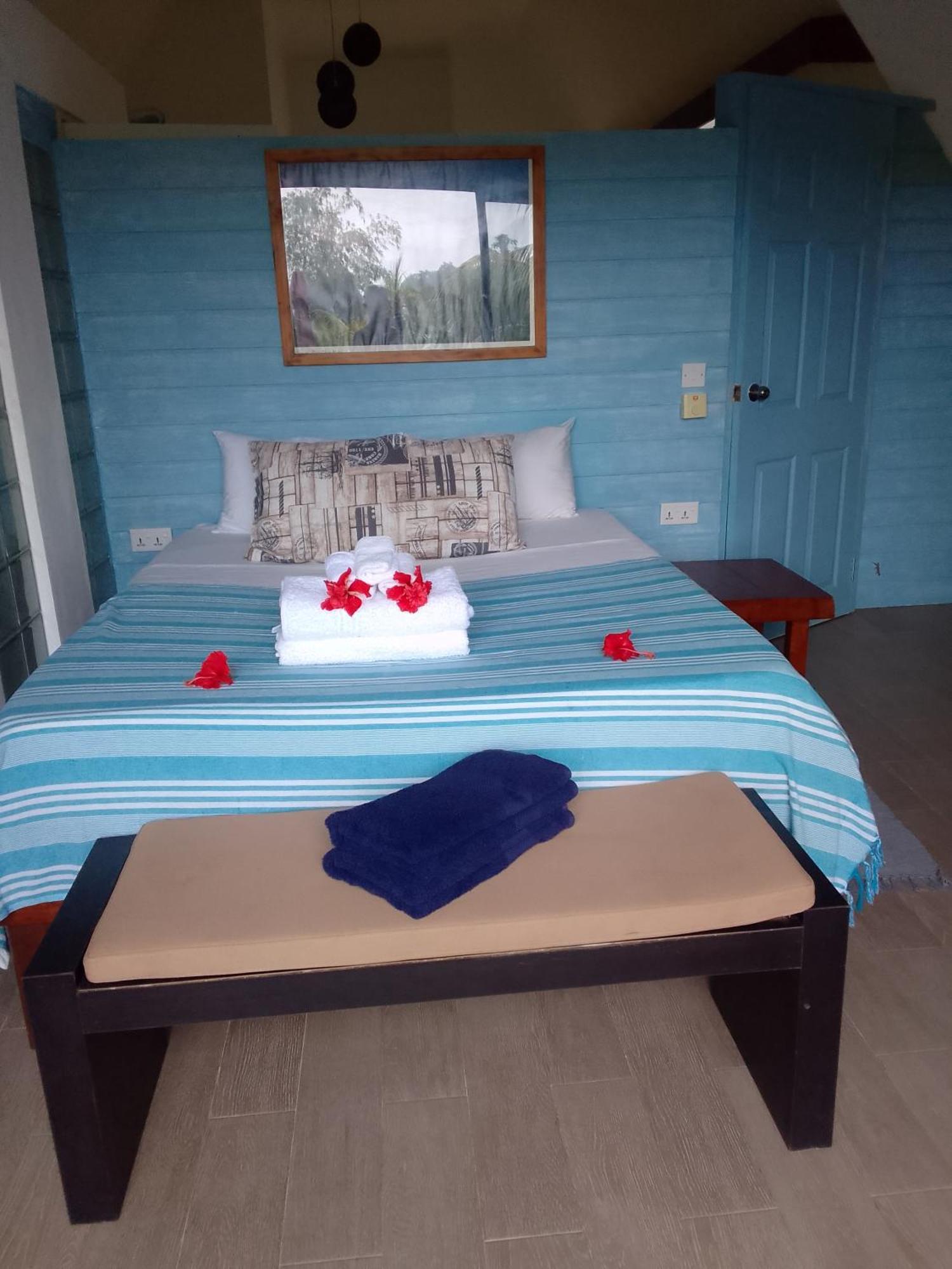 Milles Montagnes Residence Anse Royale Luaran gambar